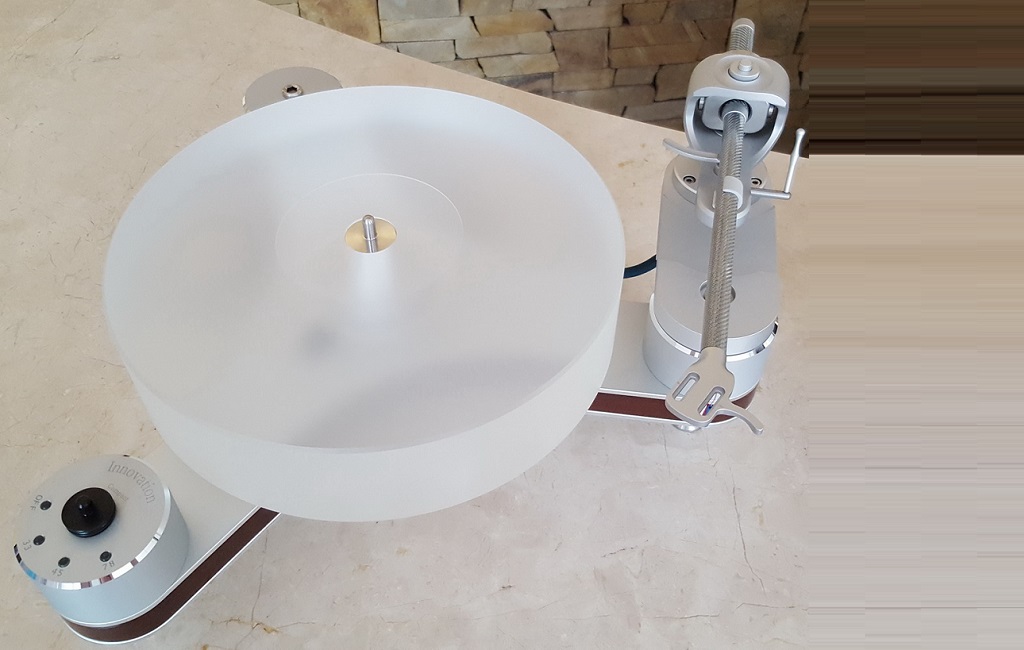 Проигрыватель винила Clearaudio Innovation (Magnify Radial tonearm, w/o cart.) Wood