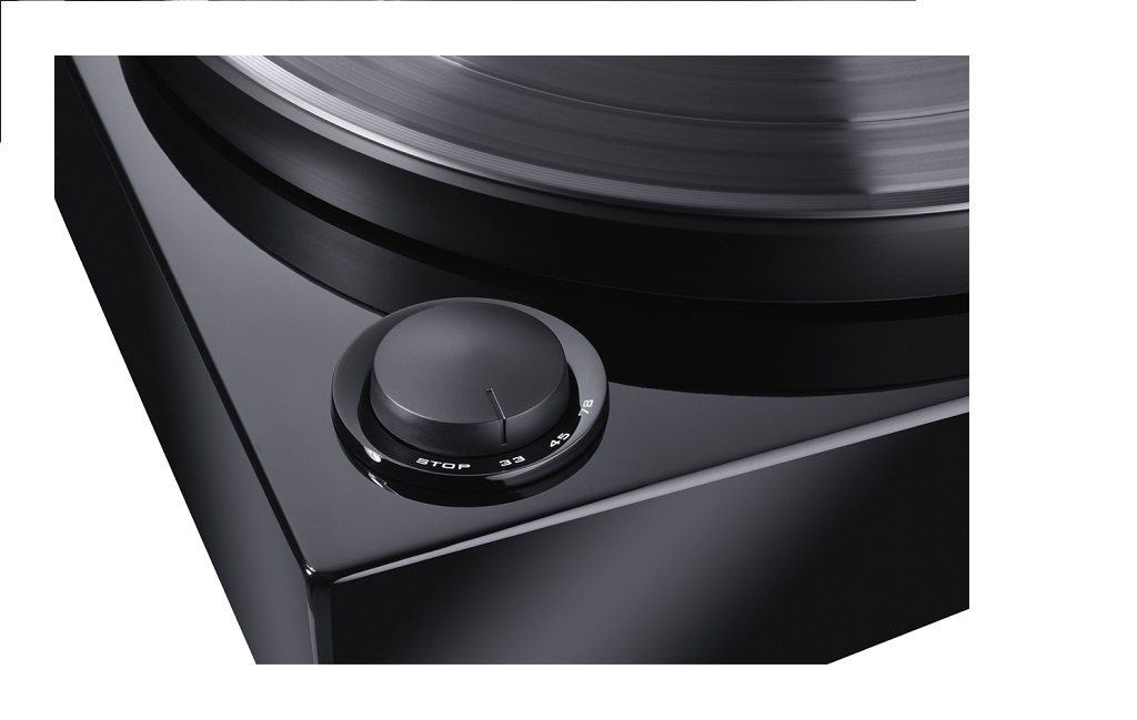 Програвач вінілу Magnat MTT 990 with cartridge black