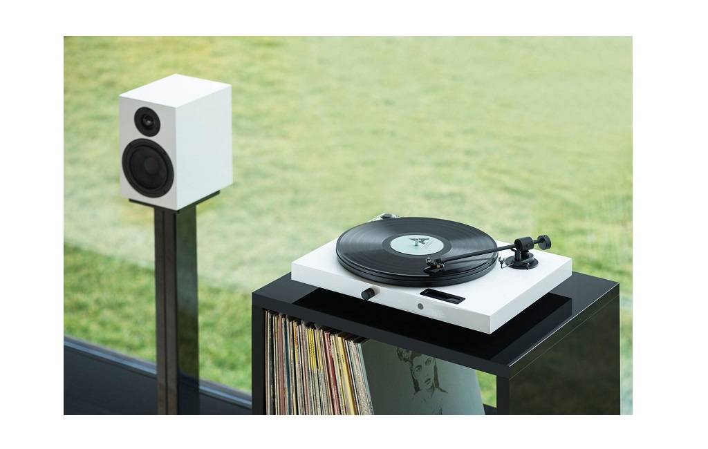 Програвач вінілу Pro-Ject Jukebox E OM5e White