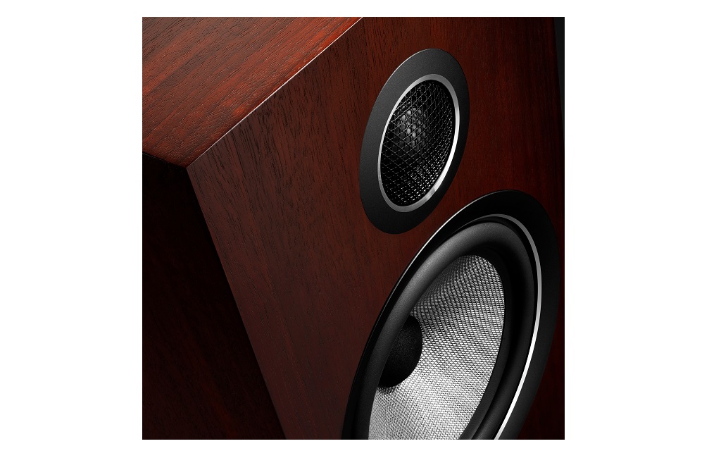 Підлогова Акустика B&W 703 S2 Rosenut