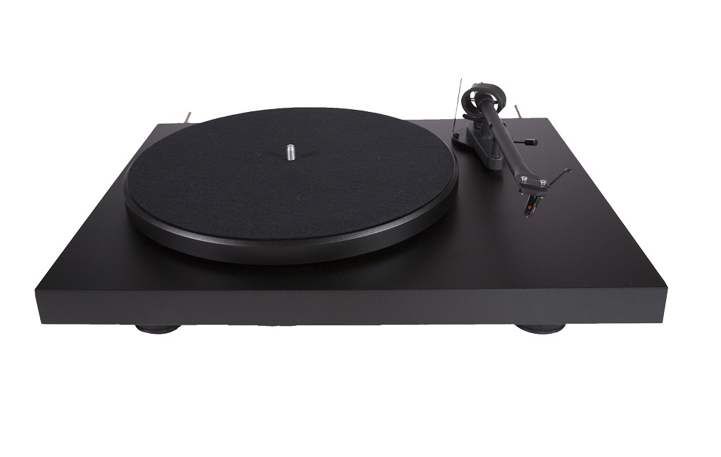 Проигрыватель винила Pro-Ject Debut III DC OM5e Piano