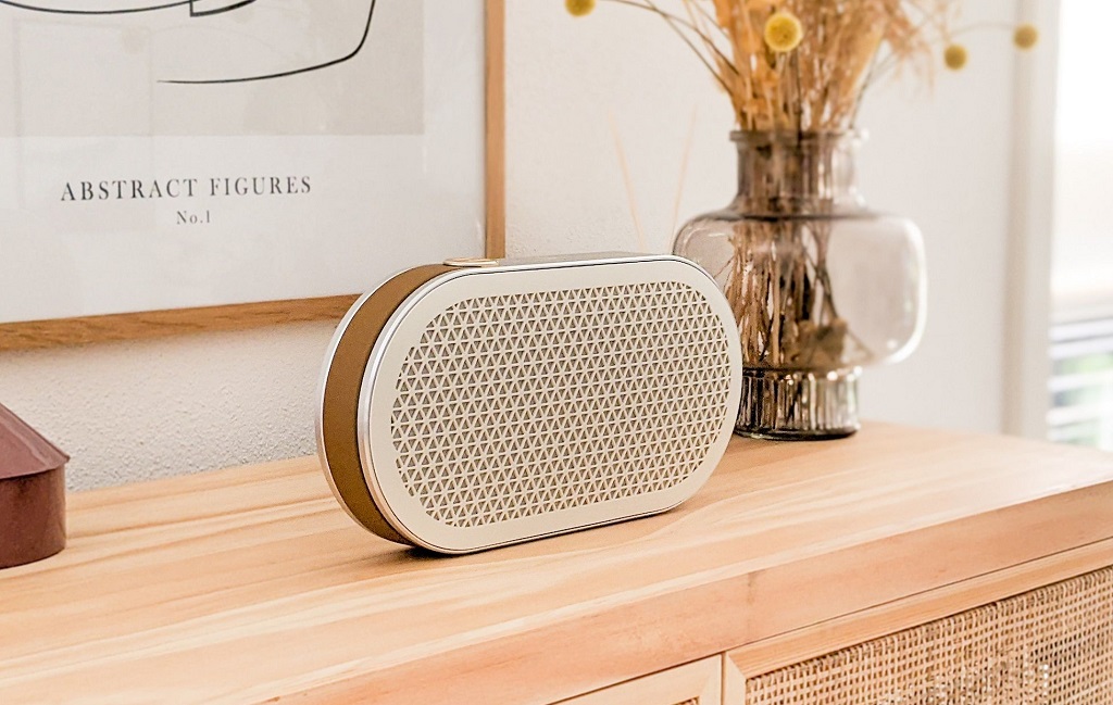 Портативна акустика DALI Katch G2 Caramel White