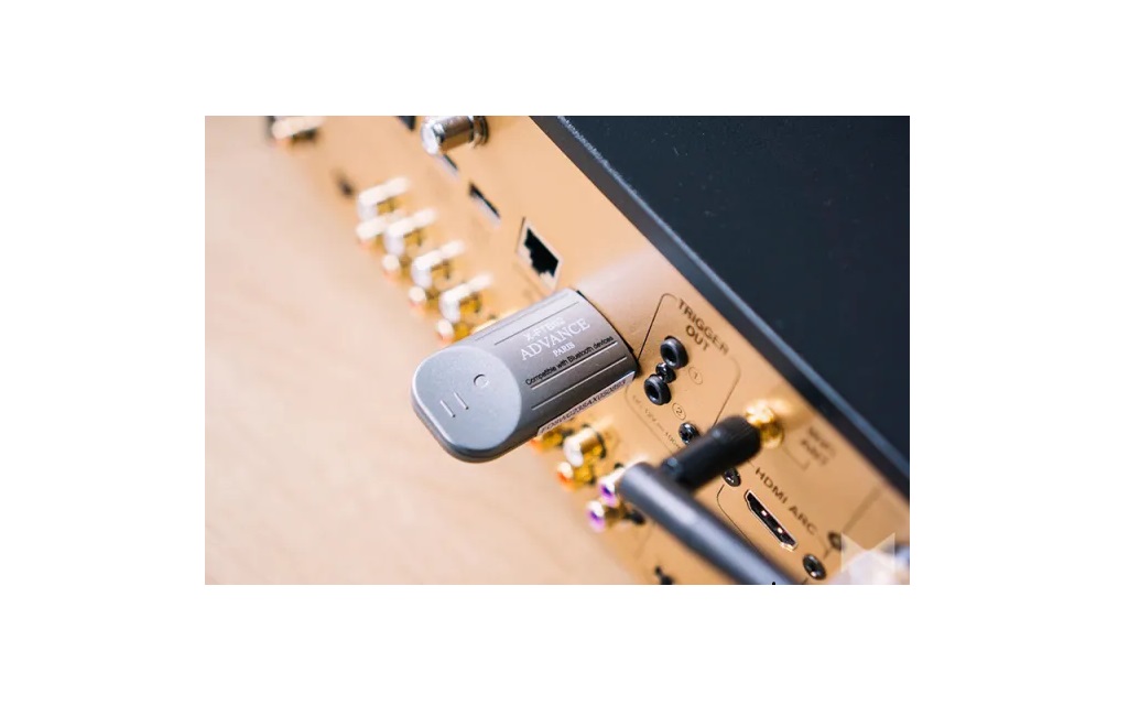 Беспроводной Приемник Bluetooth ADVANCE PARIS XFTB 02