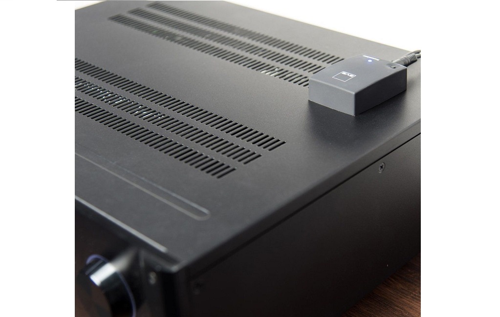 Беспроводные удлинители SVS SoundPath Tri-Band Wireless Audio Adapter