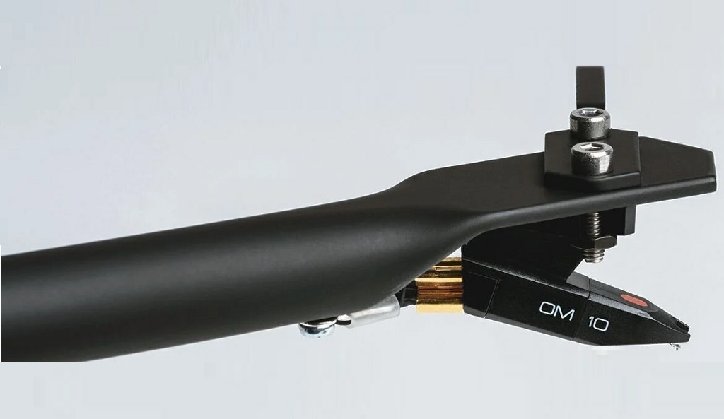 Програвач вінілу Pro-Ject Essential III Recordmaster OM10 Walnut