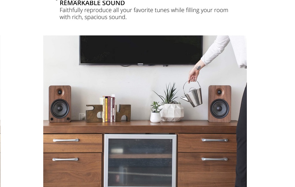 Активна полична акустика Kanto YU6 Walnut