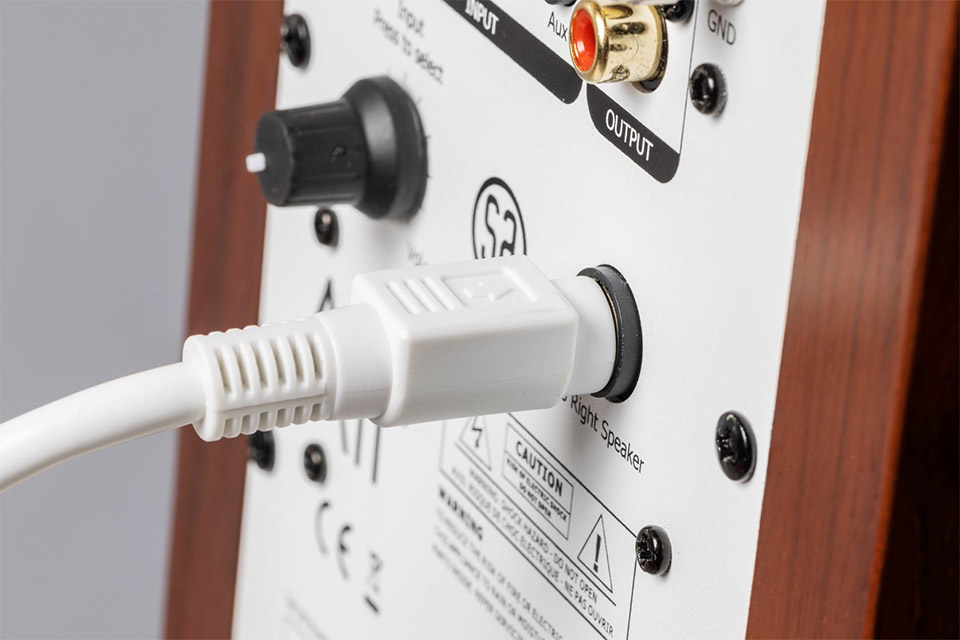 Активна полична акустика System Audio SA air 9