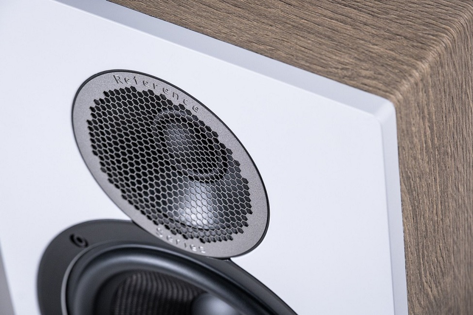 Полочна акустика Elac Debut Reference DBR62 Oak-White