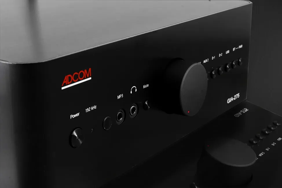 Стерео усилители Adcom GIA-275