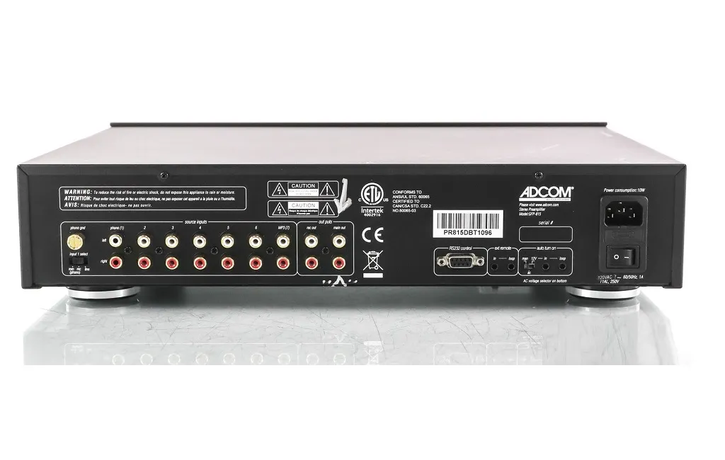 Попередні підсилювачі Adcom GFP-815