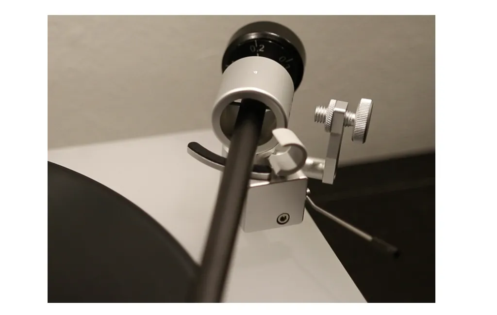 Проигрыватель винила Marantz TT-15S1