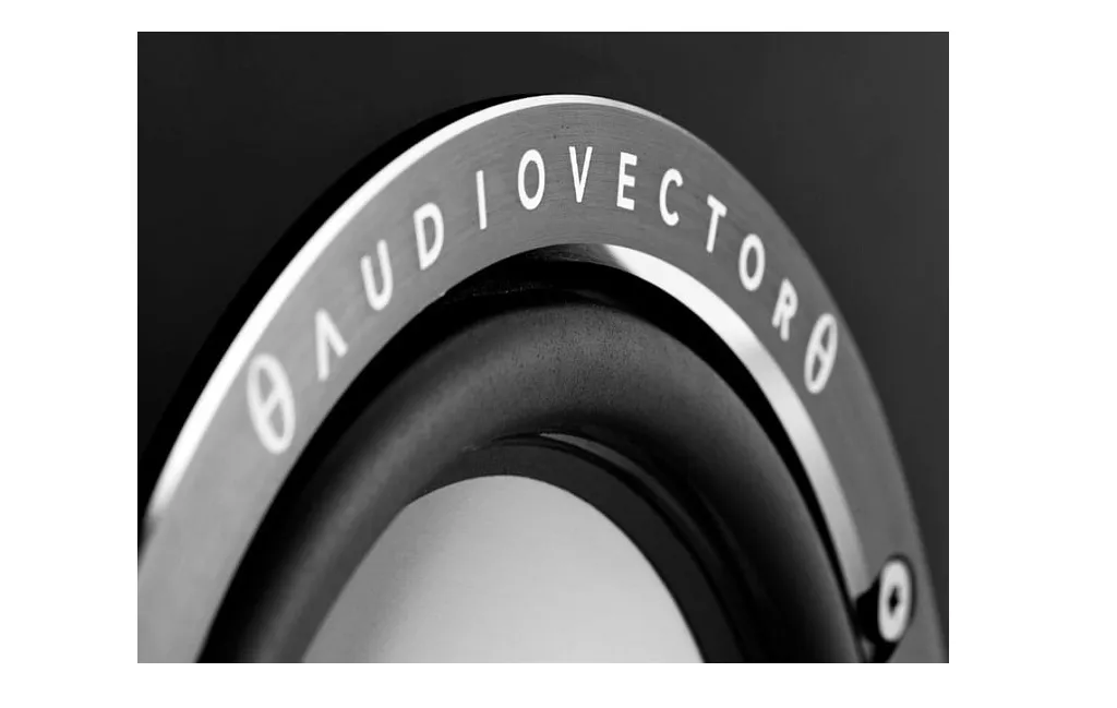 Підлогова Акустика Audiovector QR 3 Black Piano