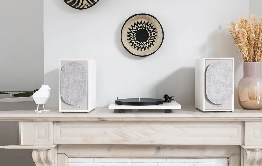 Активна полична акустика Triangle Borea Active BR03 BT Cream