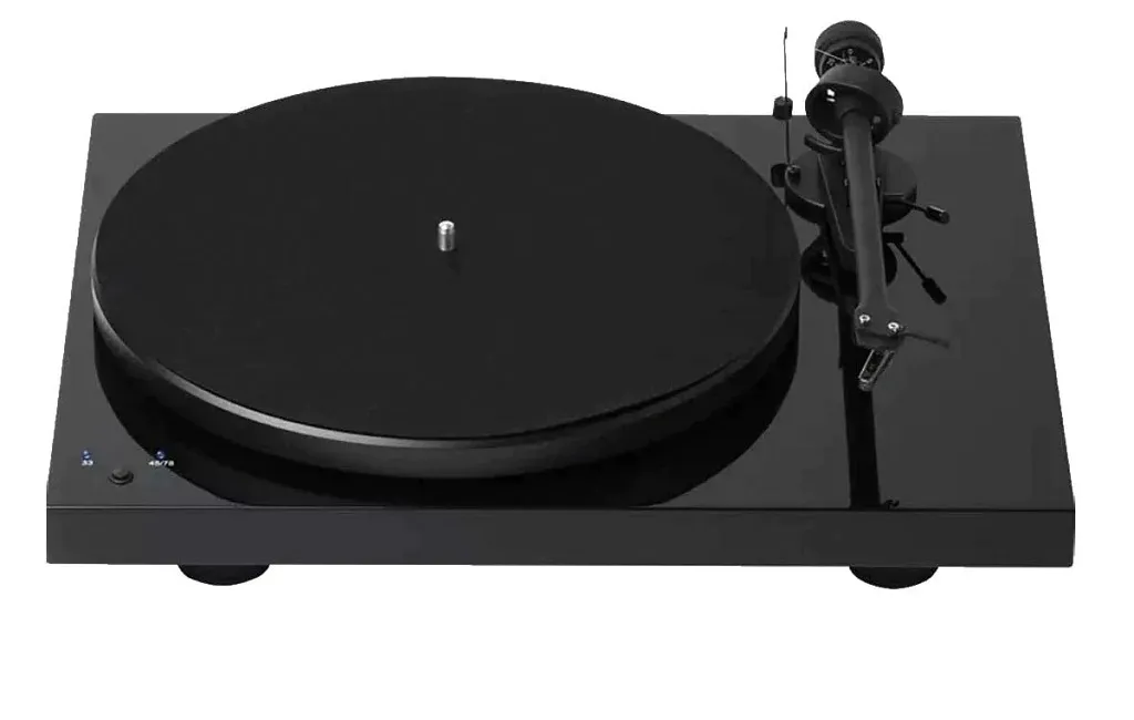 Програвач вінілу Pro-Ject Debut III Phono OM5e HG Black