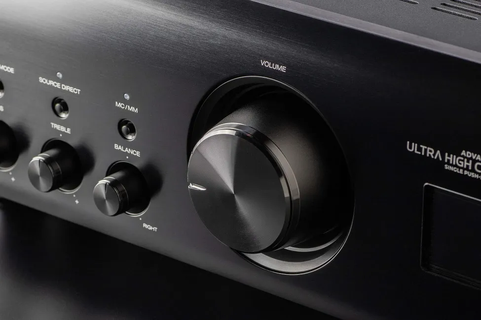 Стерео підсилювачі Denon PMA-1700NE Black