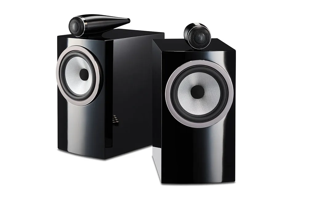 Полочная акустика Bowers & Wilkins 705 S3 Gloss Black