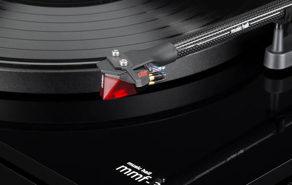 Програвач вінілу Music Hall MMF-3.3 Piano black