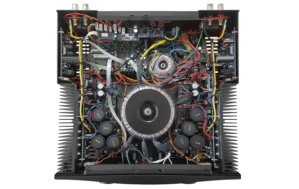 Стерео усилители Hegel H390 Black