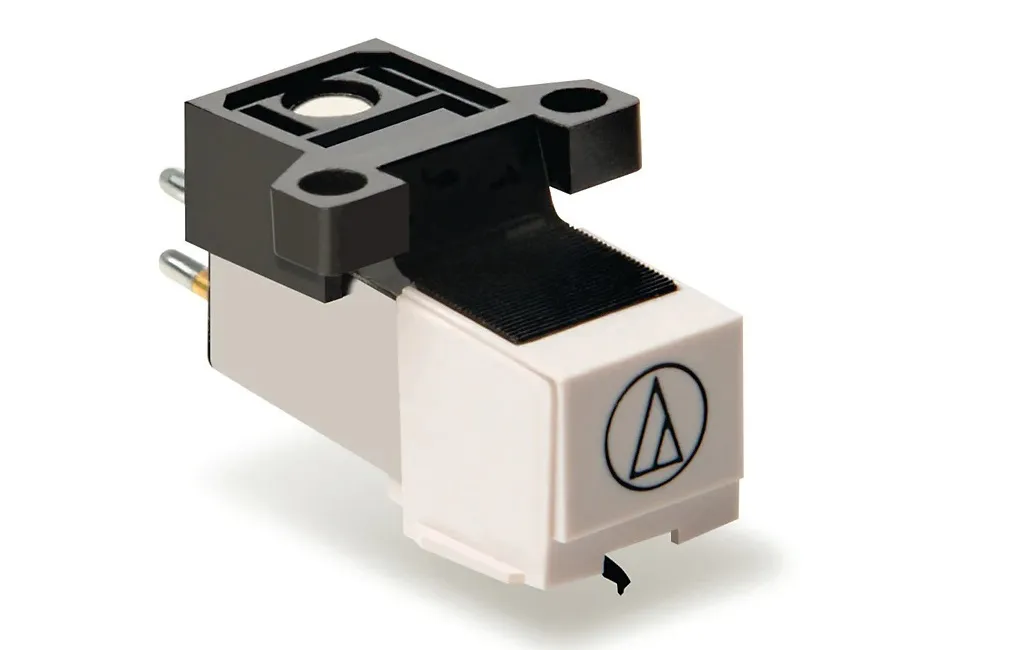 Проигрыватель винила Lenco LBT-120BK