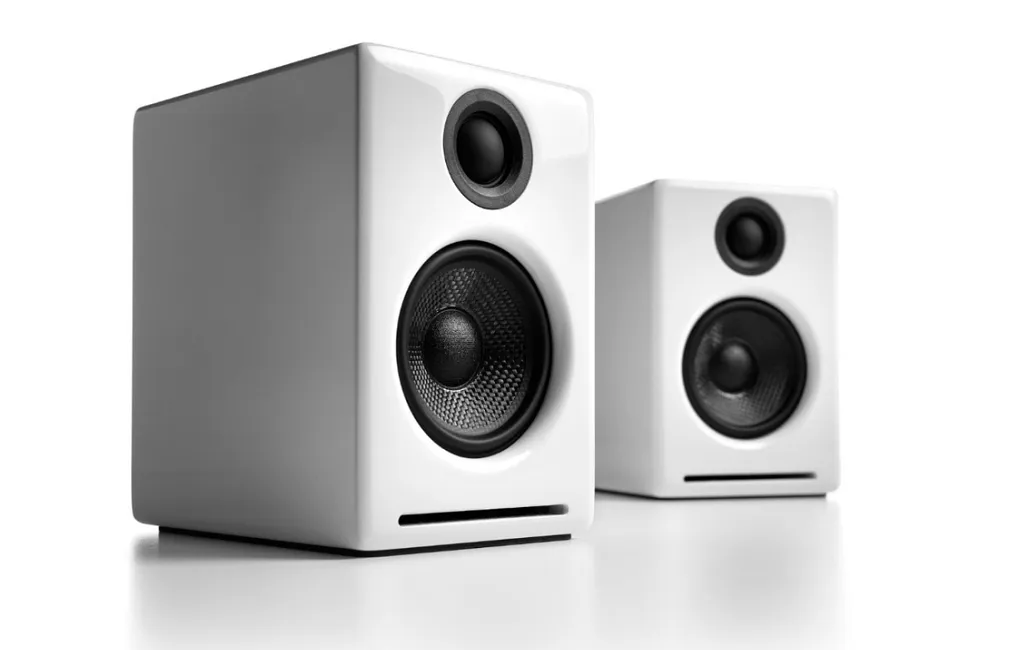 Активная полочная акустика Audioengine A2+BT White