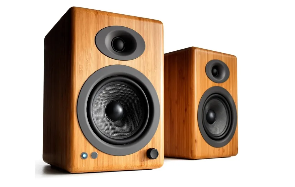 Активная полочная акустика Audioengine A5+ Bamboo