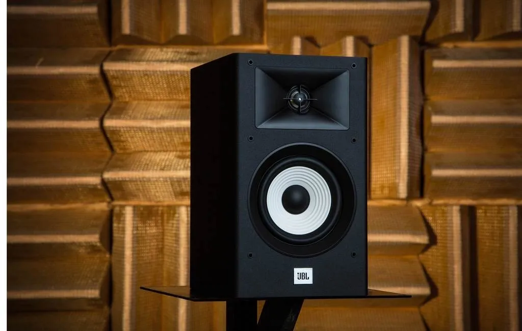 Полочна акустика jbl STAGE A130 Black