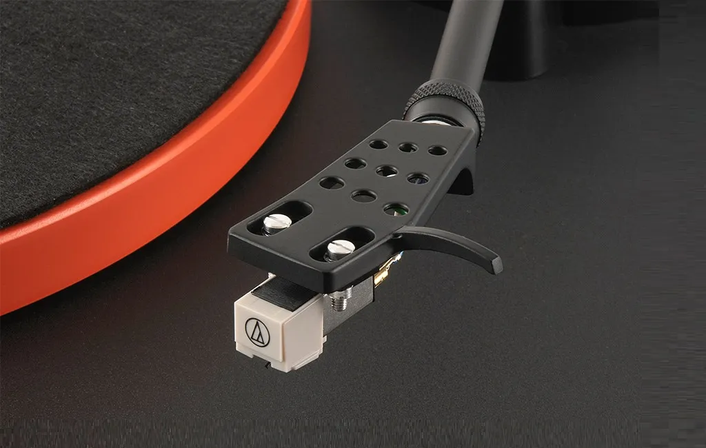 Програвач вінілу JBL Spinner BT (JBLSPINNERBTBLKEU)