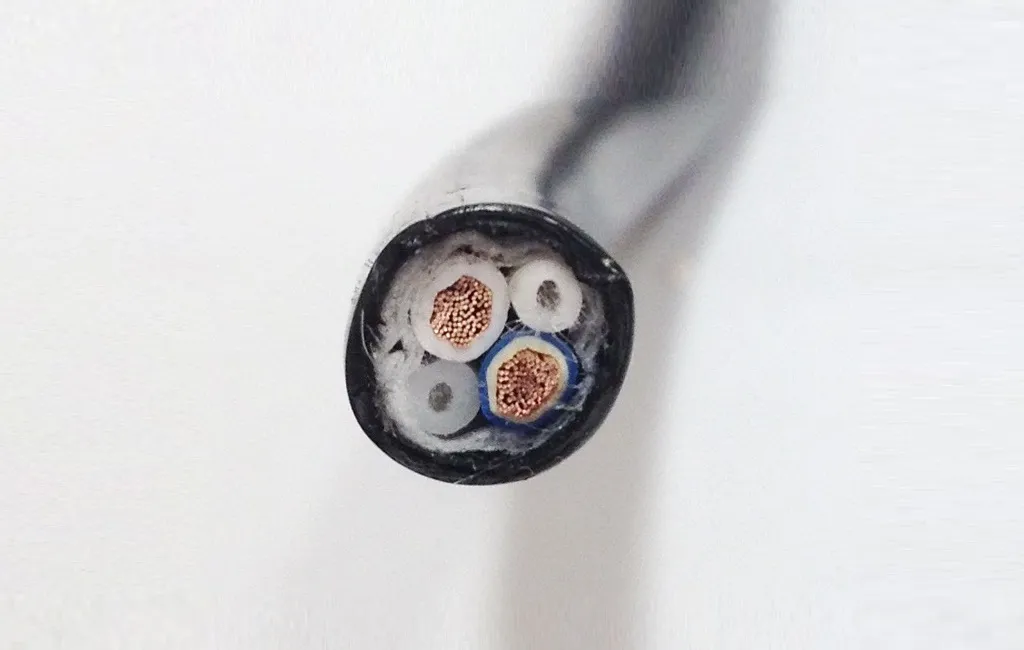 Акустичні кабелі MT-Power Reinforced Speaker Cable 2/14 AWG (экв. сеч. 2 x 2,5 mm2)