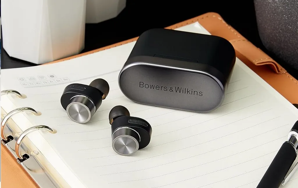 Наушники беспроводные (Bluetooth) Bowers & Wilkins Pi 7 S2 Satin Black