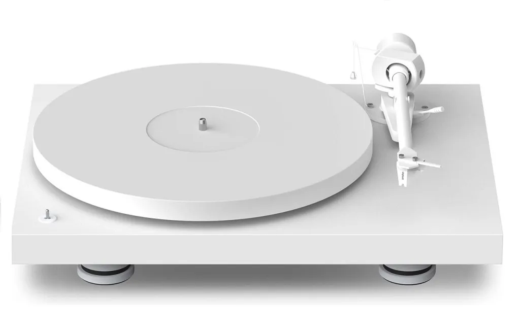 Проигрыватель винила Pro-Ject Debut PRO 2M White Satin White