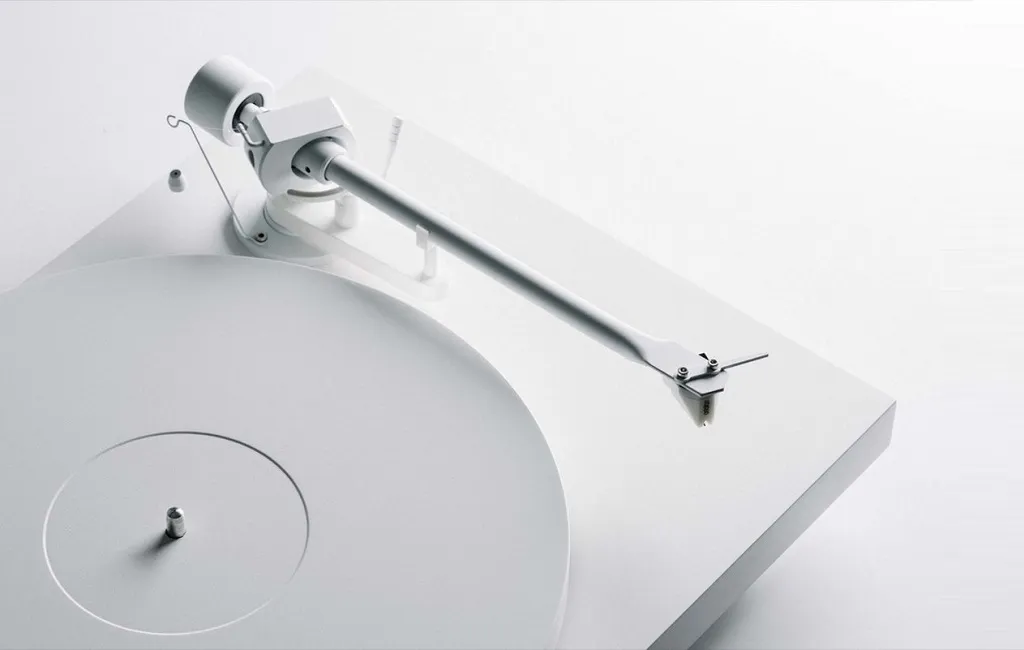 Проигрыватель винила Pro-Ject Debut PRO 2M White Satin White