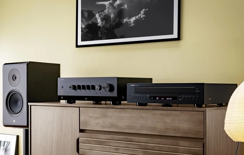 CD проигрыватели Yamaha CD-C603 Black