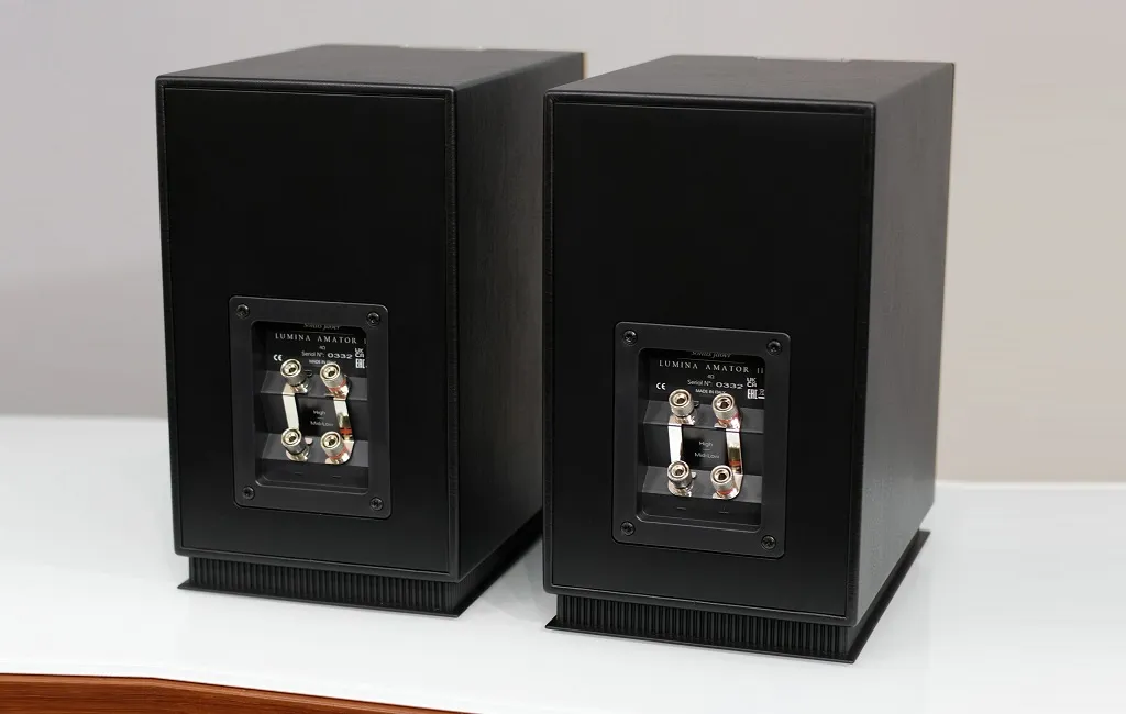 Полочная акустика Sonus Faber Lumina II Amator Red