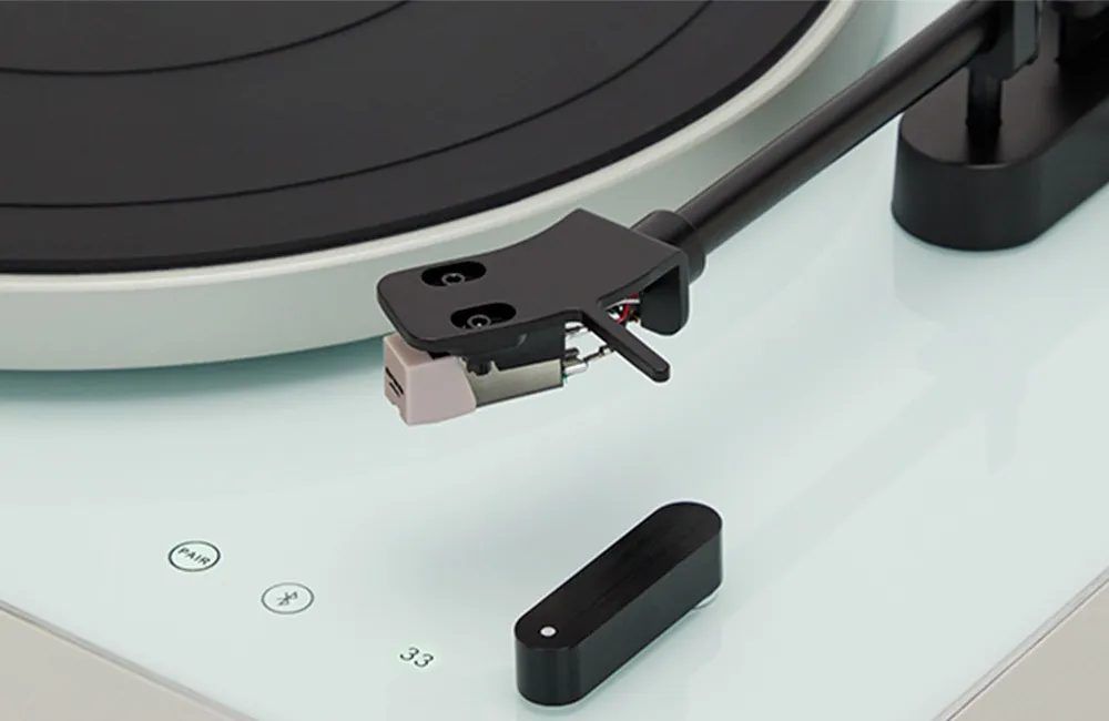 Проигрыватель винила Aiwa APX-790BT/WT