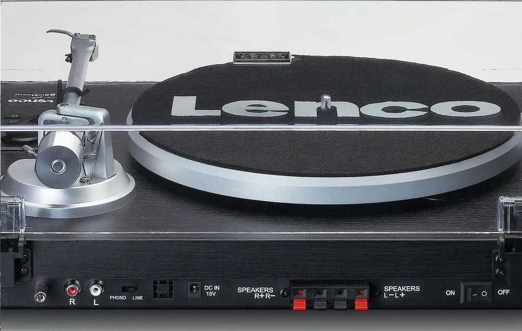 Проигрыватель винила Lenco LS-500BK