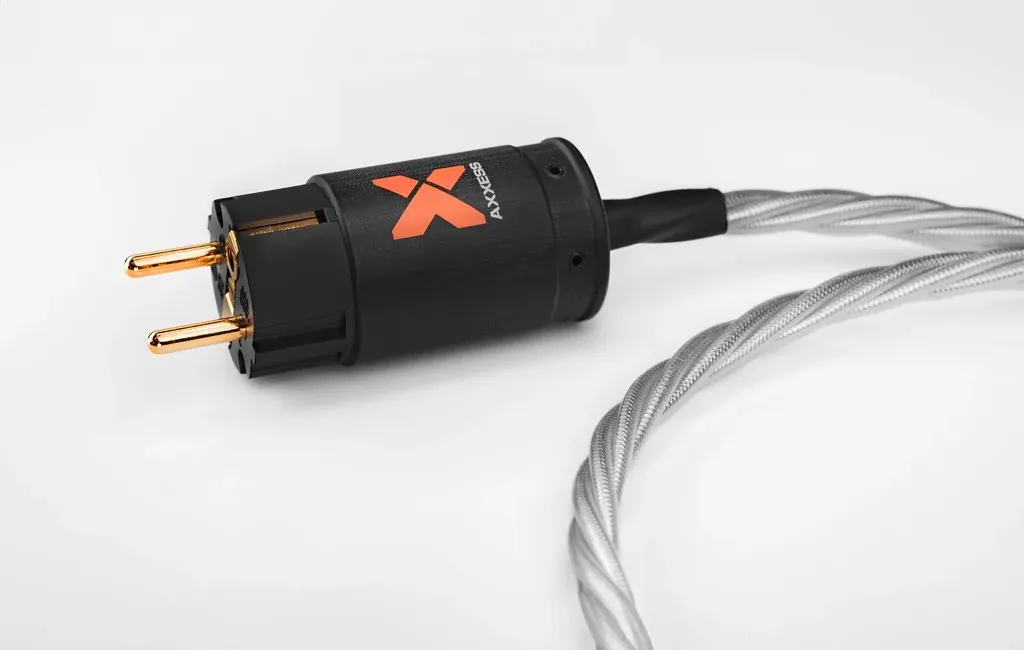 Силовые кабели Axxess Power Cable EU 2.0 m