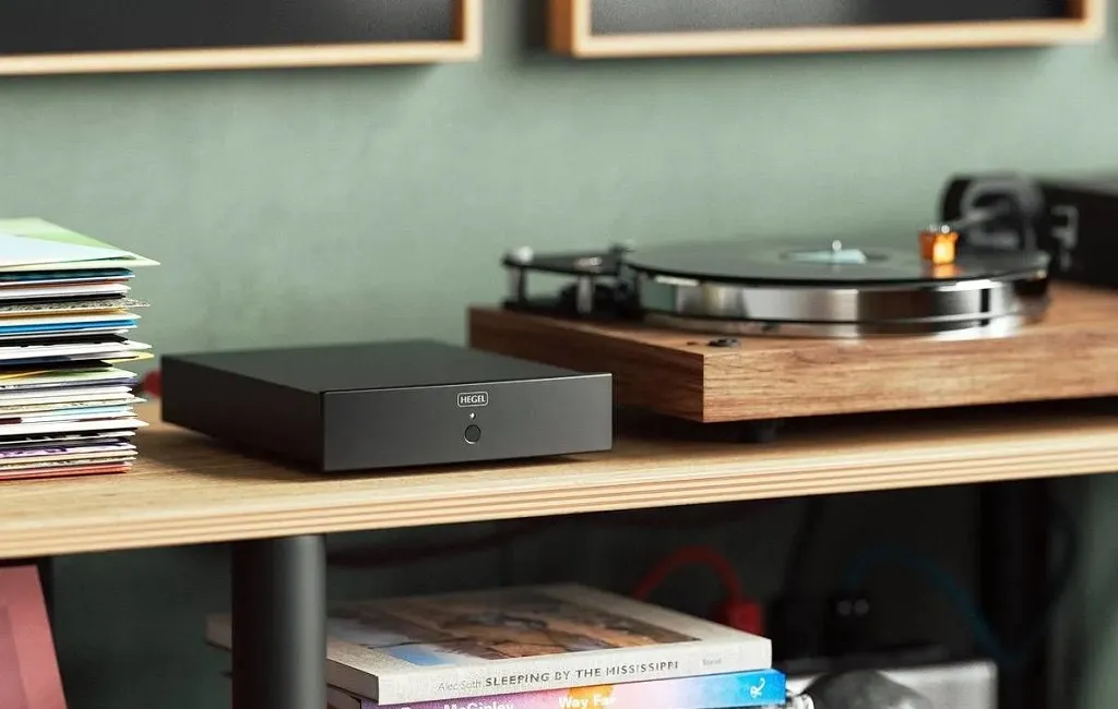 Фонокорректоры Hegel V10 Black