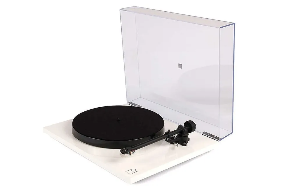 Проигрыватель винила Rega Planar 1 PLUS White