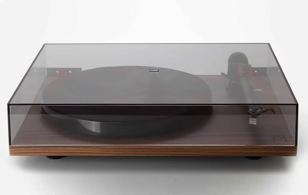 Проигрыватель винила Rega Planar 1 PLUS Walnut