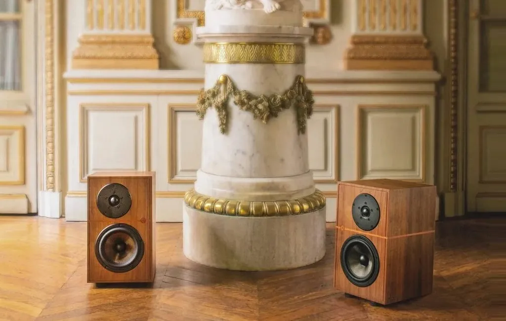 Полочная акустика REVIVAL AUDIO ATALANTE 3 WALNUT