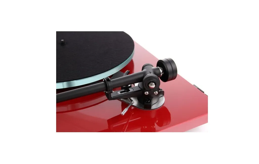 Програвач вінілу Rega Planar 3 - ELYS 2 MM Red