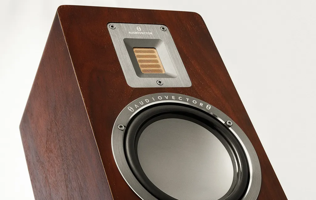 Полочна акустика Audiovector QR 1 SE Dark Walnut
