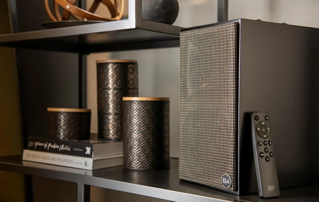 Активная полочная акустика Klipsch The Fives Walnut