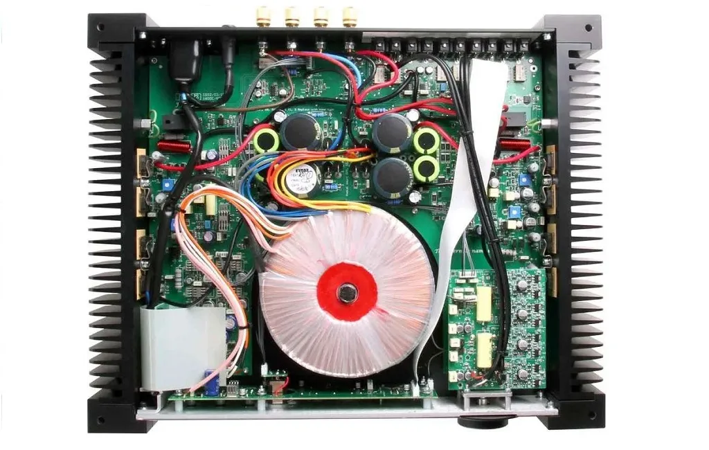 Стерео усилители Rega AETHOS Black