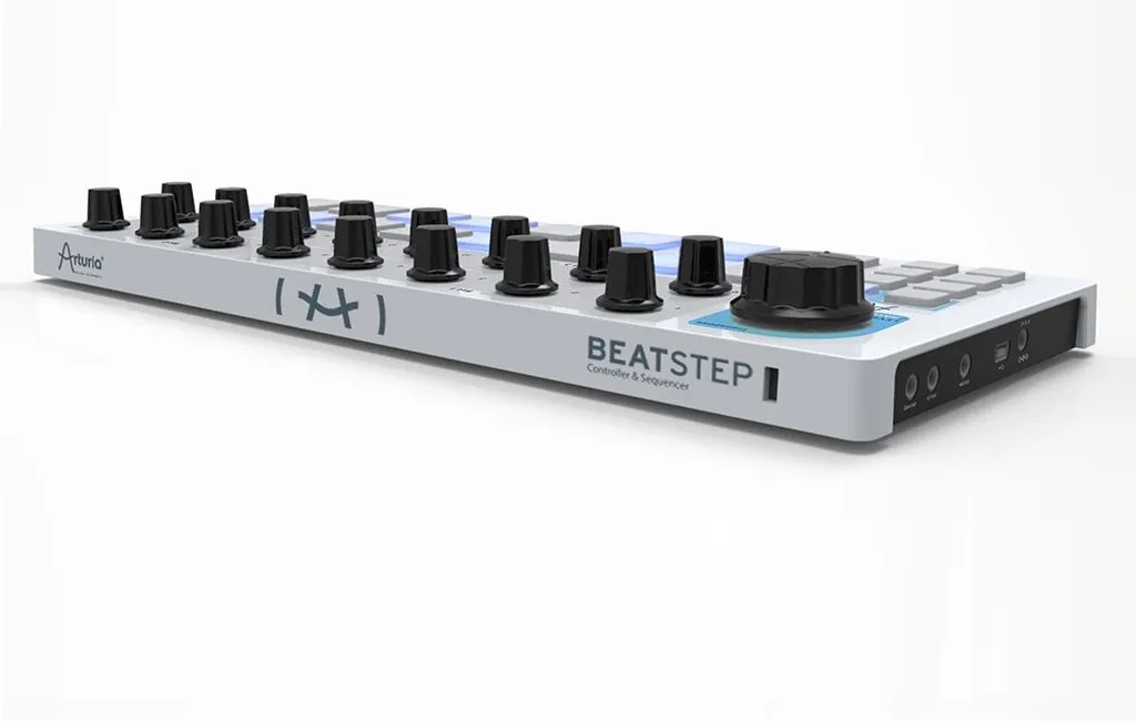 MIDI-клавіатури Arturia BeatStep White Edition