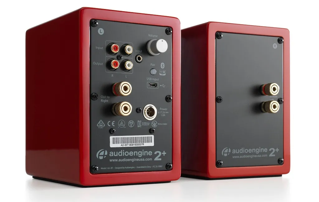 Активная полочная акустика Audioengine A2+BT Red