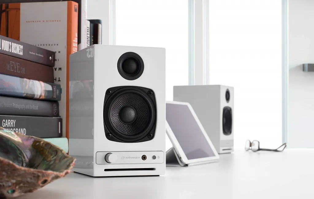 Активная полочная акустика Audioengine HD3-White