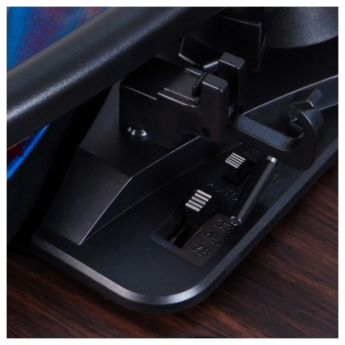 Проигрыватель винила ION Luxe LP