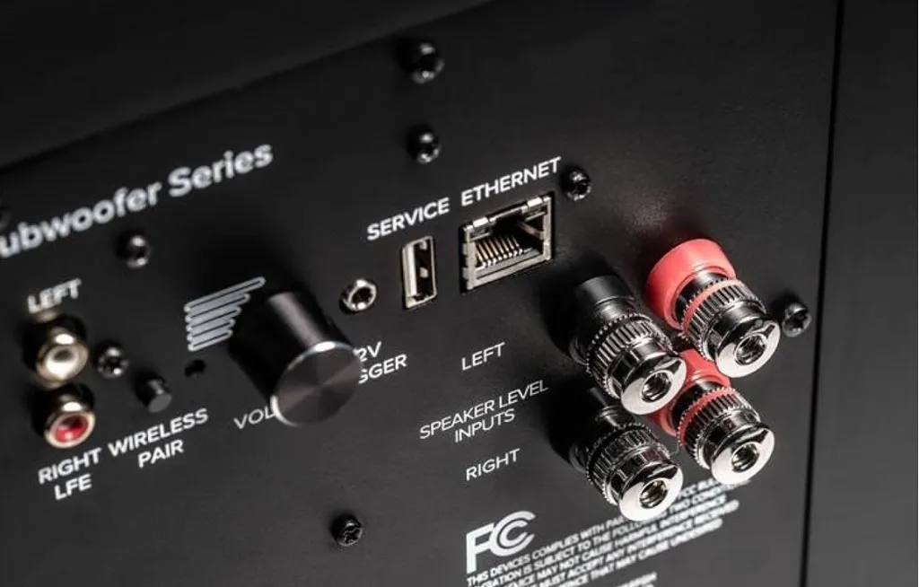 Сабвуферы  Elac RS700-SB