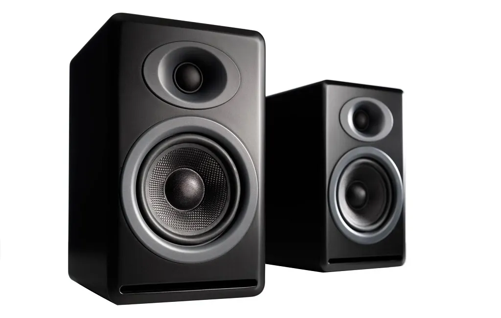 Полочная акустика Audioengine P4-Black